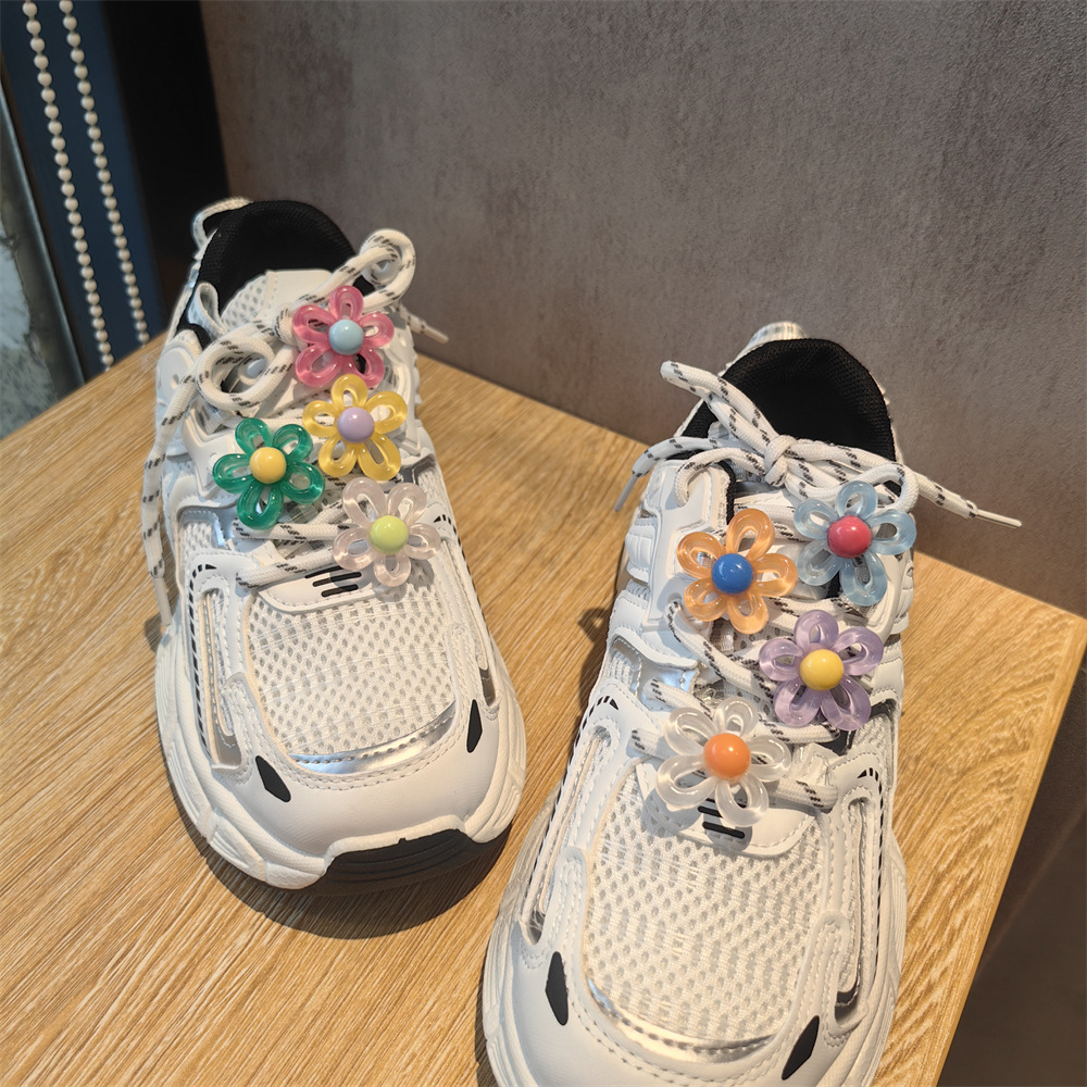 Sneaker Care Accessories - 8pcs Cute Transparent Flower Charms Colorful