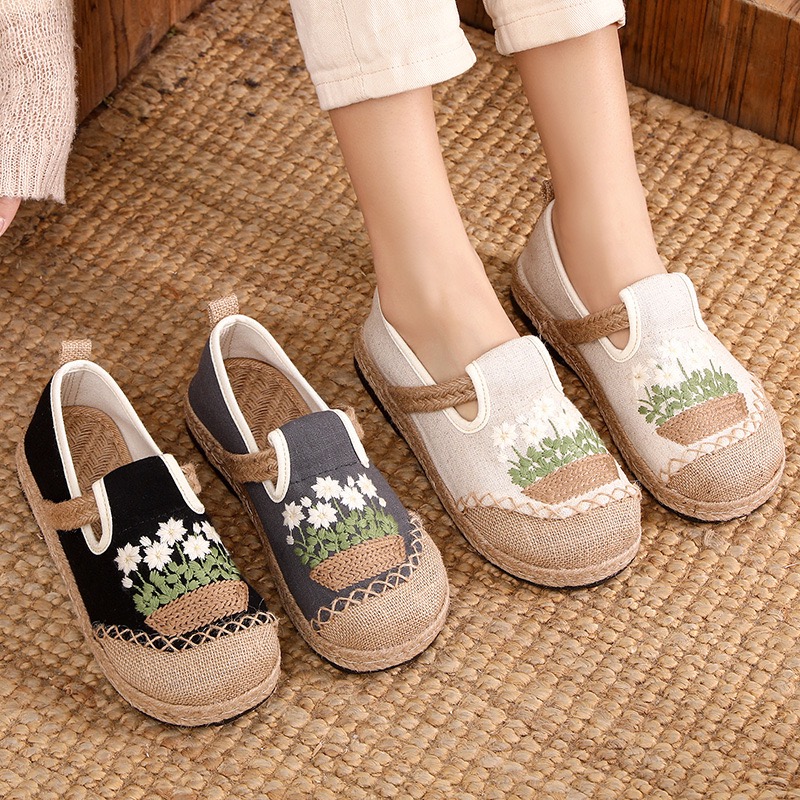 Veowalk Flowers Embroidered Wo - огляд і ціна Sneaker Vegan